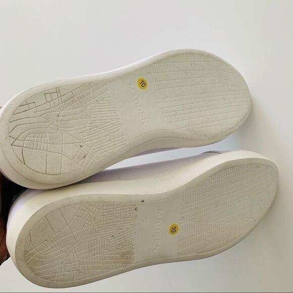 STEVE MADDEN WHITE SNEAKERS - Picture 9 of 11